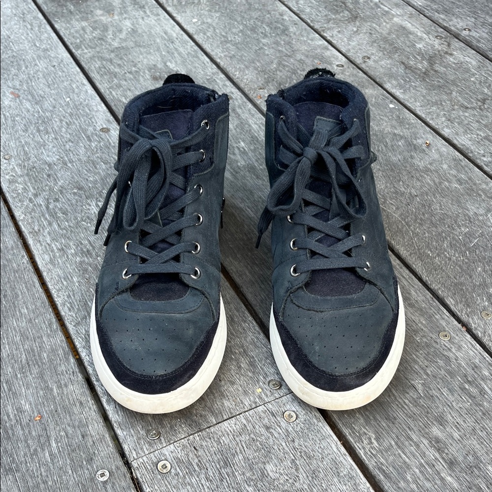Rodd & Gunn Black Leather High-Top Sneakers